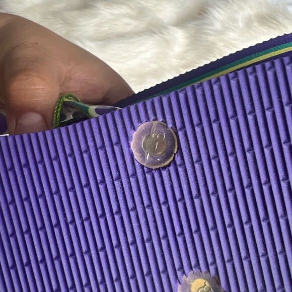 Vera Bradley printed Flip Flops - Picture 3 of 3